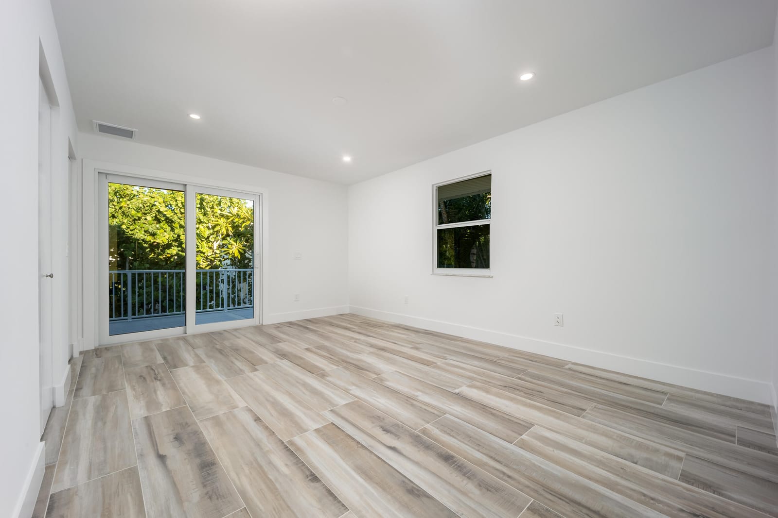 1116 HERNANDO Street, Fort Pierce, FL 34949 photo 12