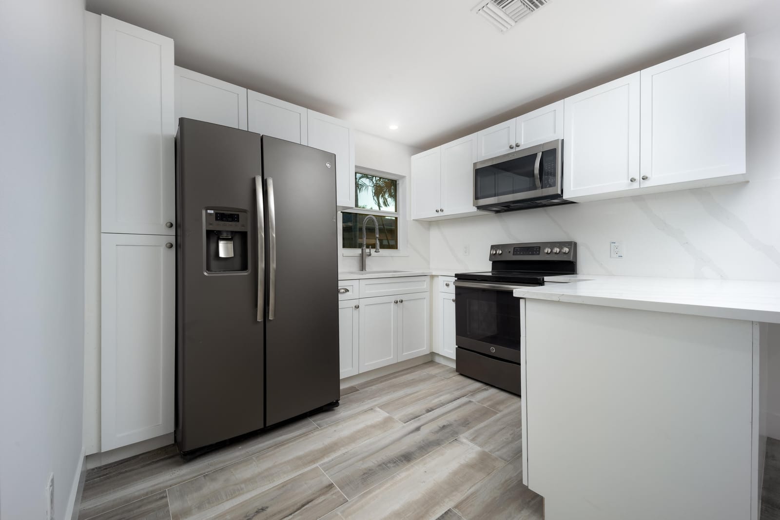 1116 HERNANDO Street, Fort Pierce, FL 34949 photo 27