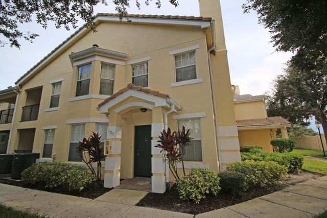 170 SW PEACOCK Boulevard 36-103, Port St. Lucie, FL 34986