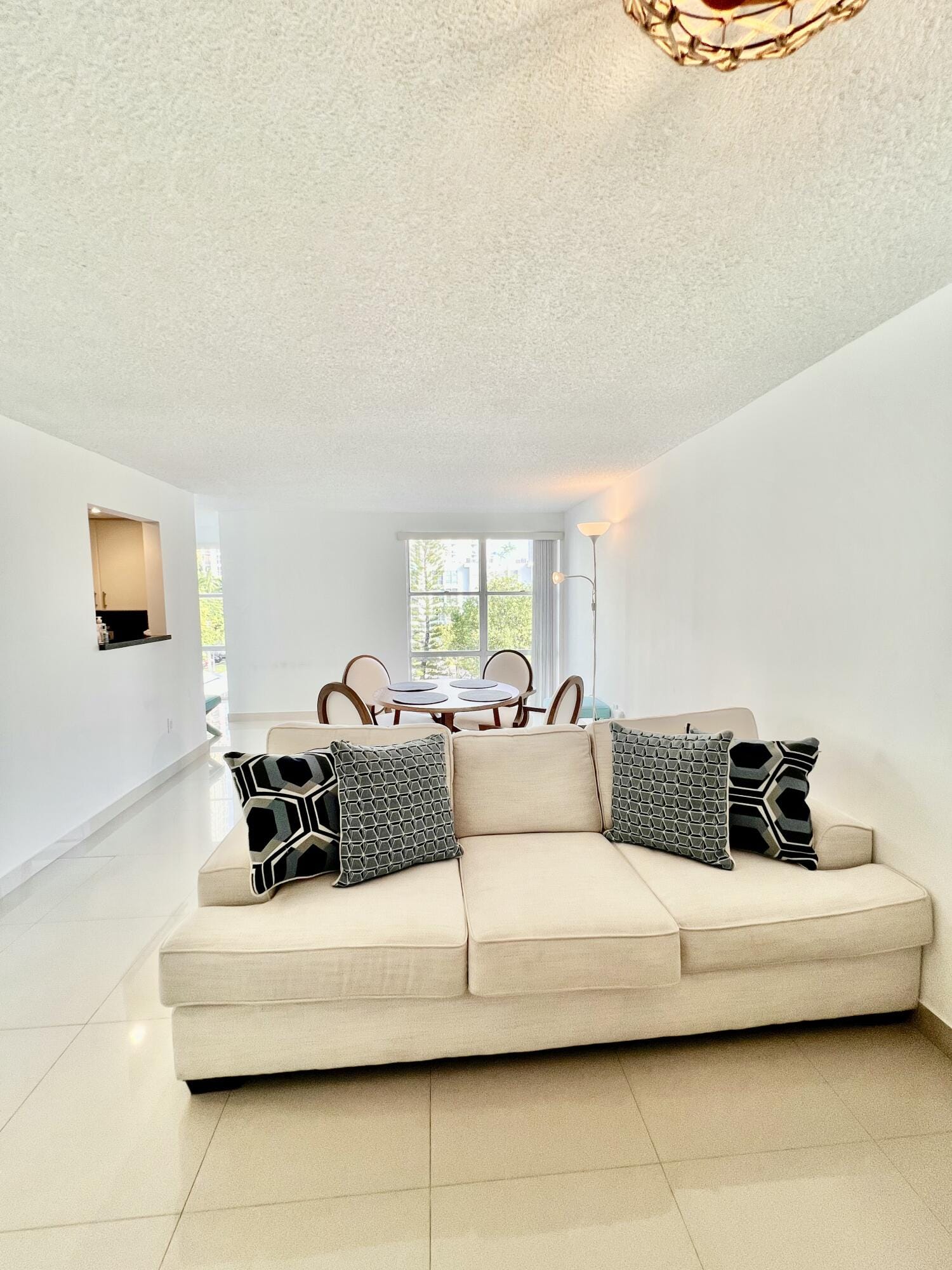 17570 ATLANTIC Boulevard 416, Sunny Isles Beach, FL 33160