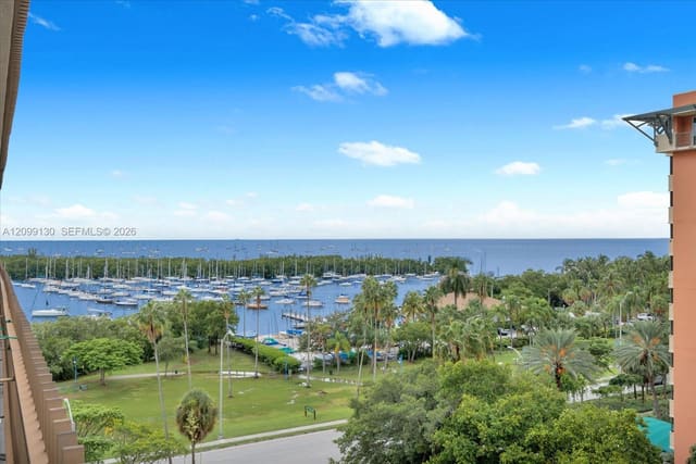 2901 S Bayshore Drive 8E, Miami, FL 33133