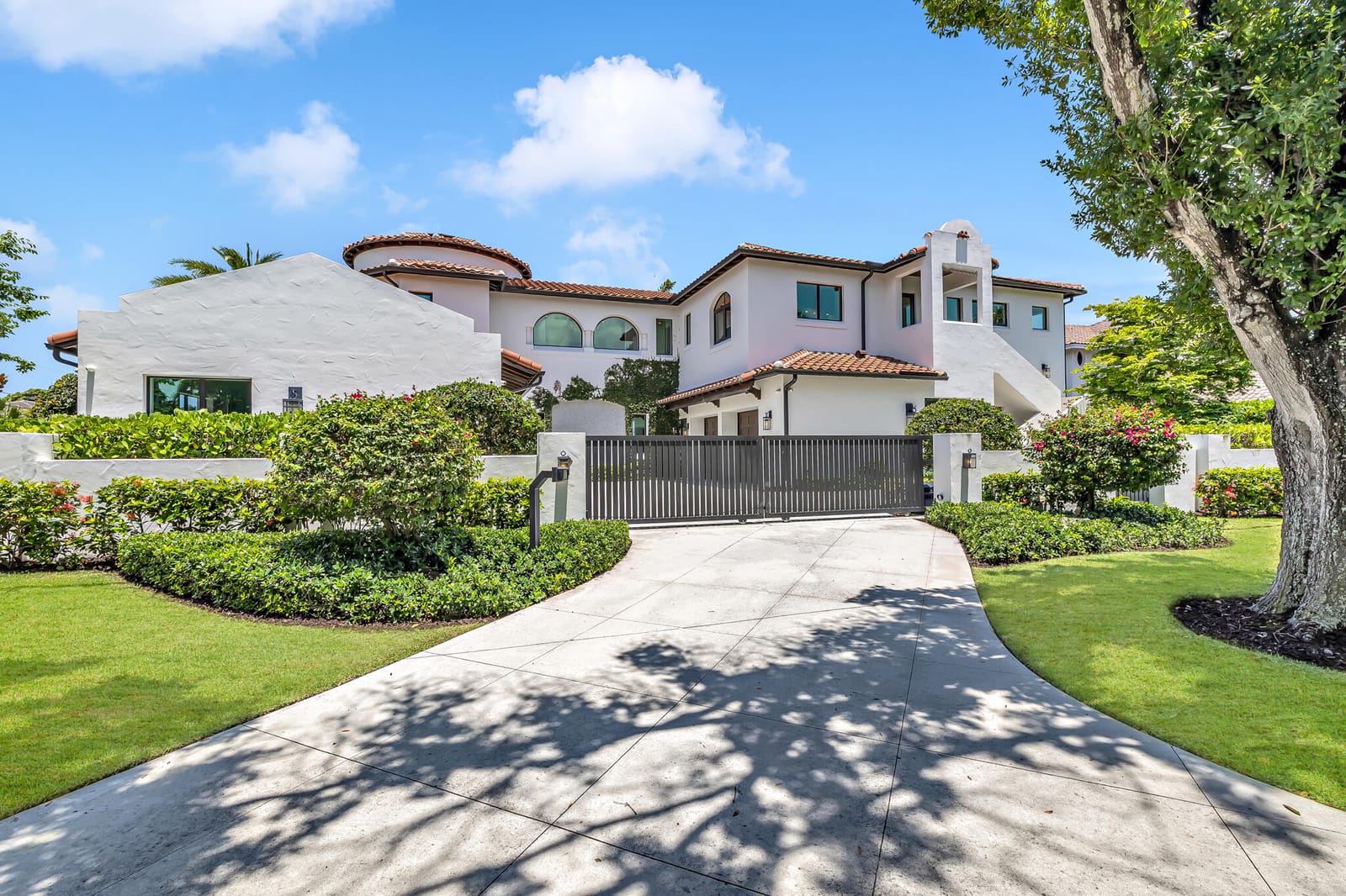 2300 NE 34TH Court, Lighthouse Point, FL 33064 photo 3