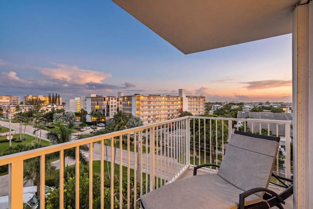 3540 S OCEAN Boulevard 611, South Palm Beach, FL 33480