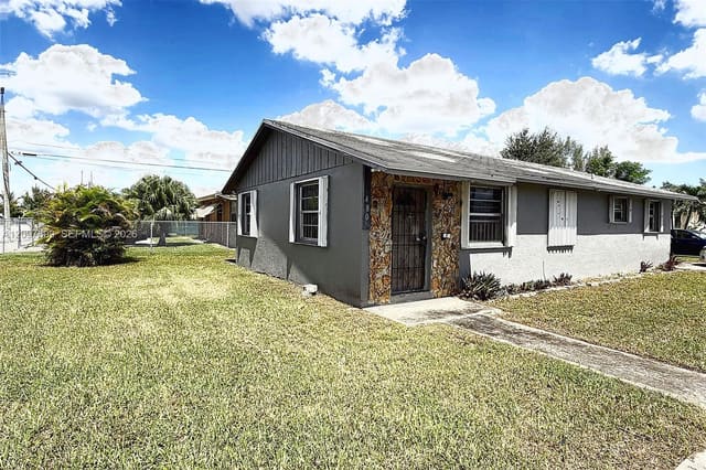 480 NW 14th Street, Florida City, FL 33034