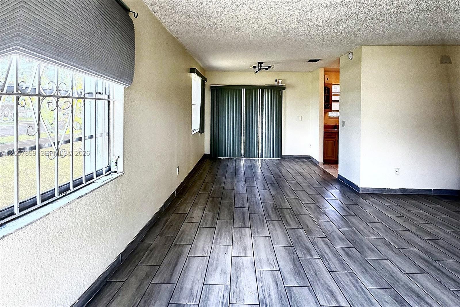 480 NW 14th Street — photo 2