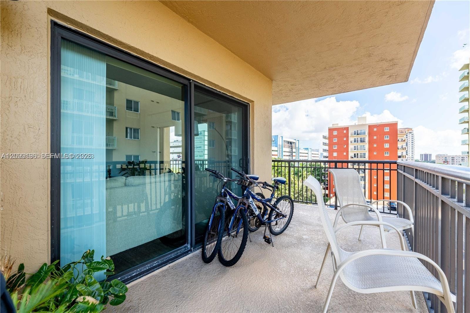 3530 SW 22nd Street 703 — photo 11
