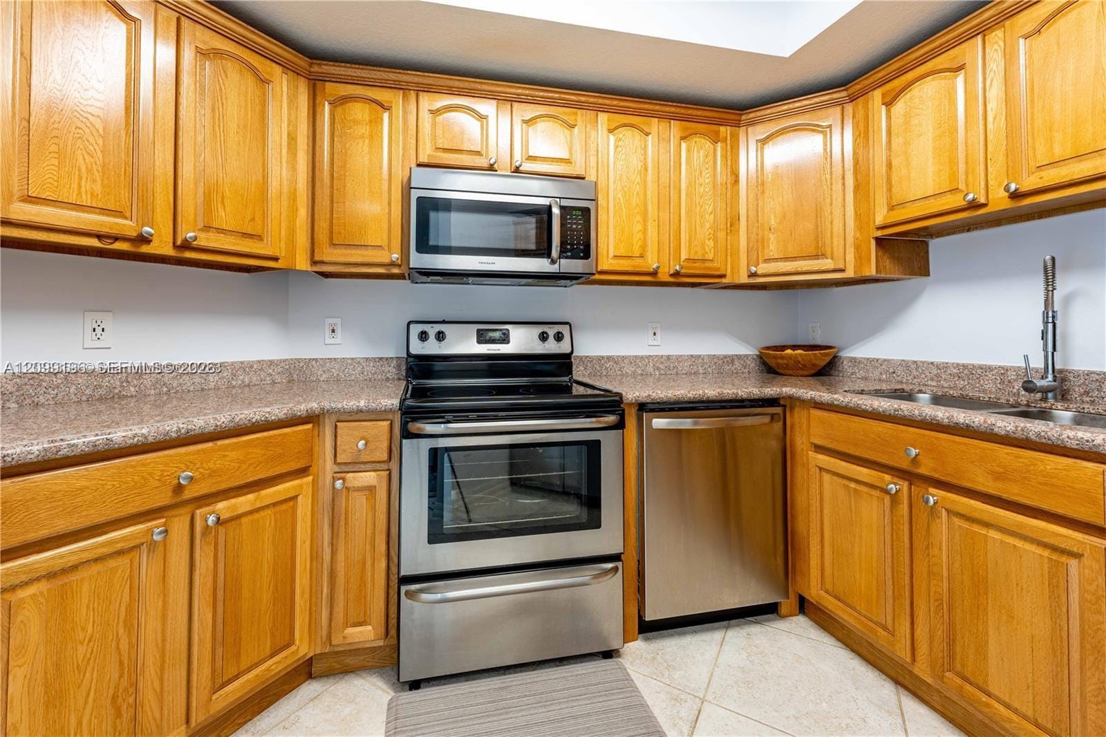 3530 SW 22nd Street 703, Miami, FL 33145 photo 15