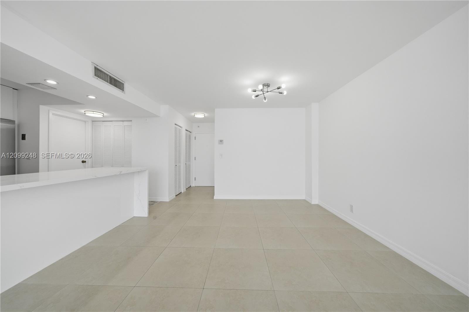 2049 S Ocean Drive 703 — photo 9