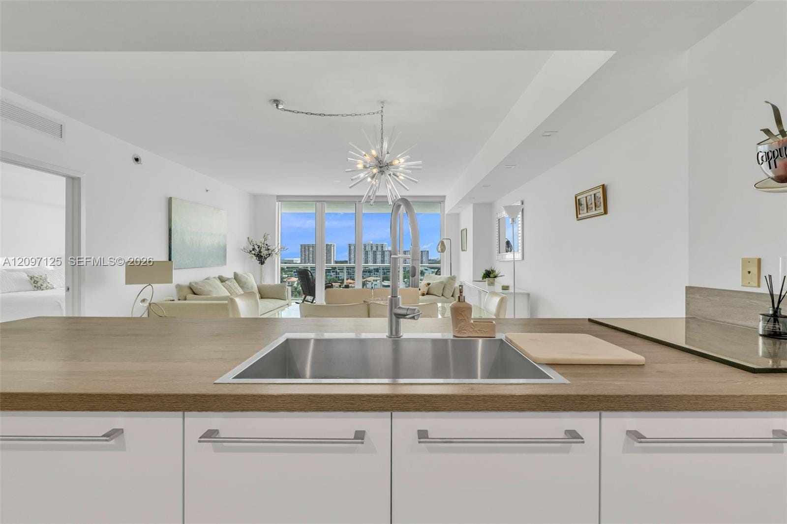 400 Sunny Isles Boulevard 916, Sunny Isles Beach, FL 33160 photo 20