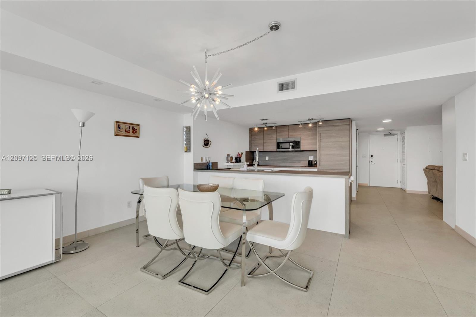 400 Sunny Isles Boulevard 916, Sunny Isles Beach, FL 33160 photo 25