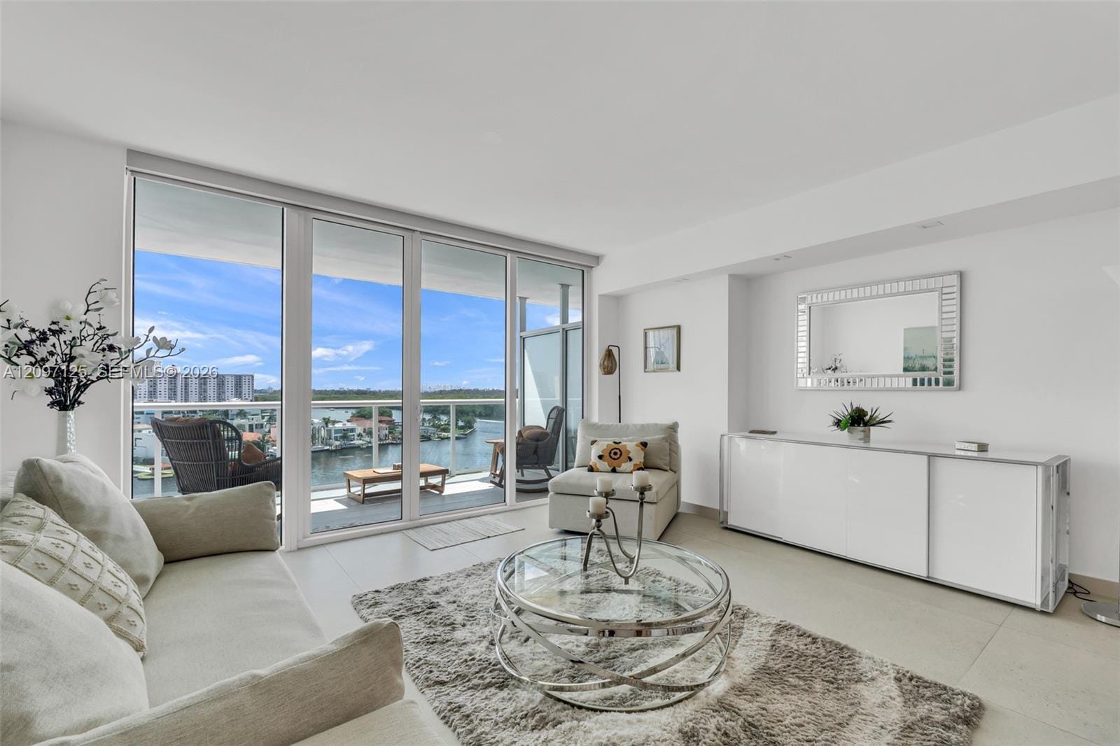 400 Sunny Isles Boulevard 916, Sunny Isles Beach, FL 33160 photo 27