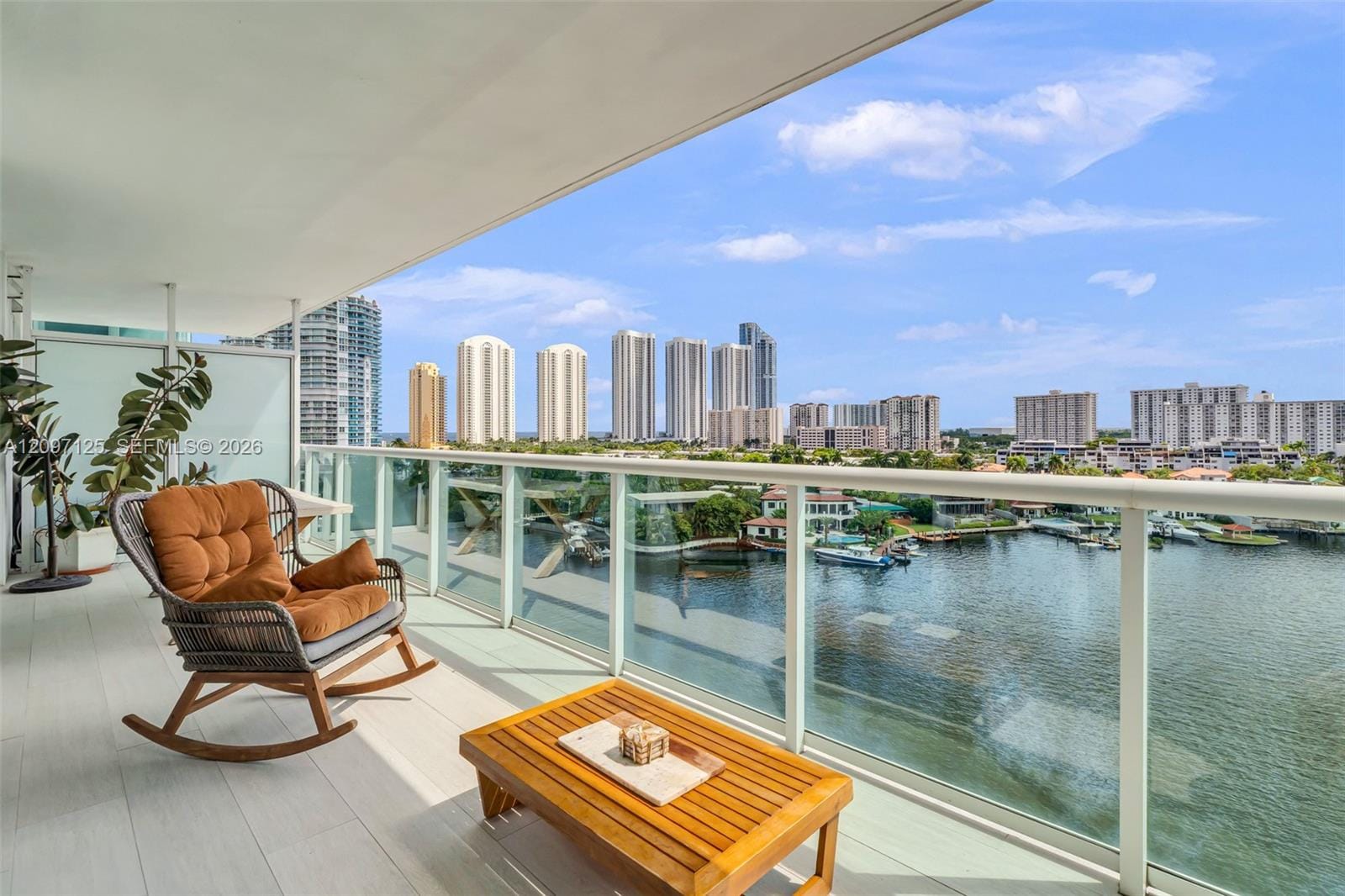 400 Sunny Isles Boulevard 916, Sunny Isles Beach, FL 33160 photo 29
