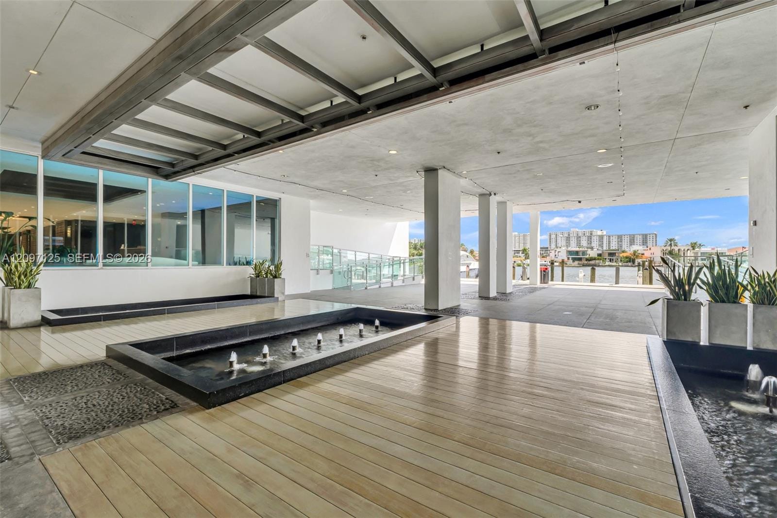 400 Sunny Isles Boulevard 916, Sunny Isles Beach, FL 33160 photo 4