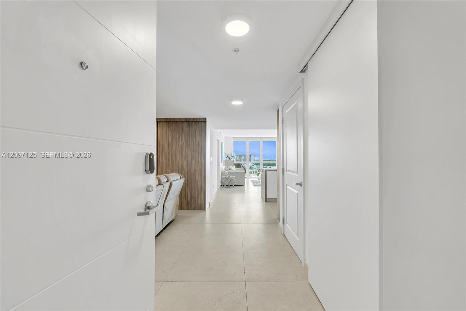 400 Sunny Isles Boulevard 916, Sunny Isles Beach, FL 33160 photo 10
