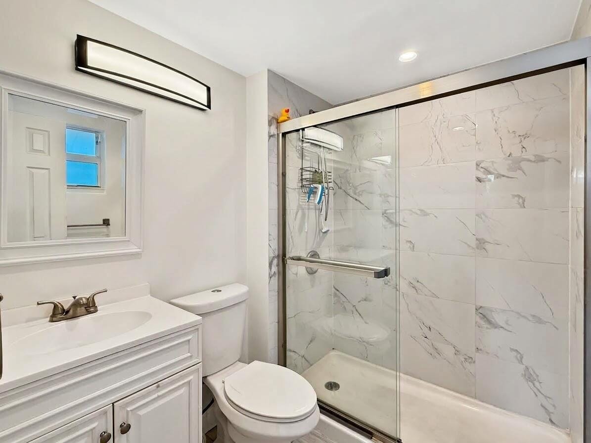 114 Royal Pk Drive 3A, Oakland Park, FL 33309 photo 16