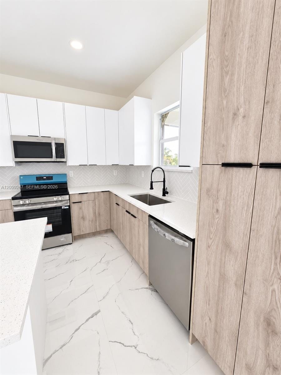 4602 Connie Avenue S — photo 8