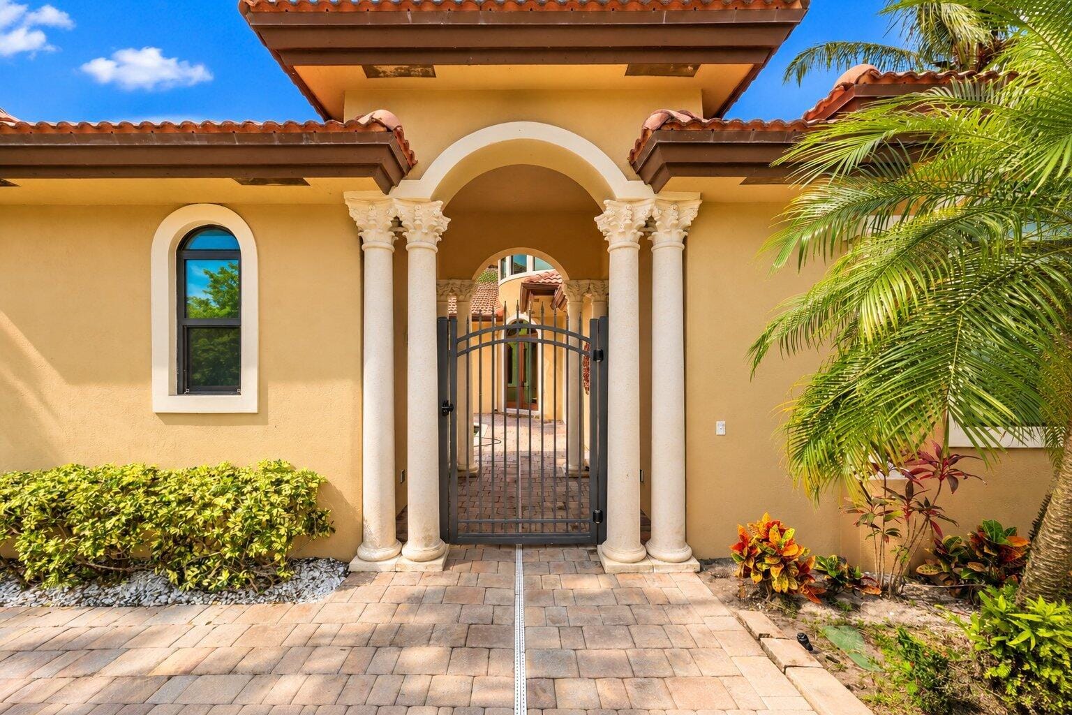 4190 Gleneagles Drive — photo 4