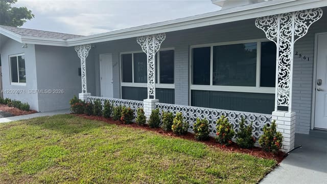 2561 NE 10th Court 2561, Pompano Beach, FL 33062