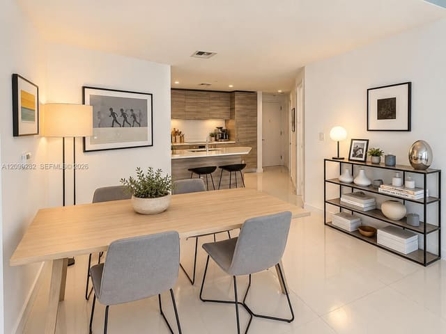 1300 S Miami Avenue 3209, Miami, FL 33130