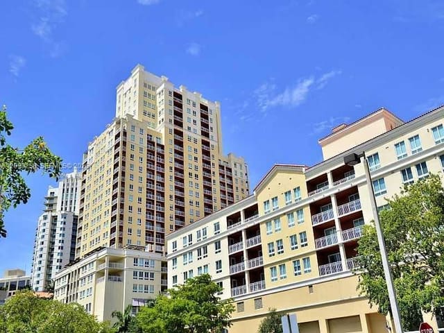 7350 SW 89th Street 810S, Miami, FL 33156