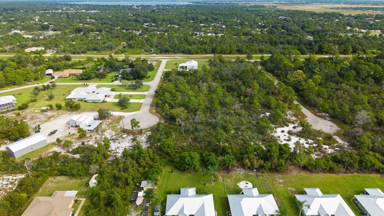 224 Fiji Way NE, Lake Placid, FL 33852 photo 2