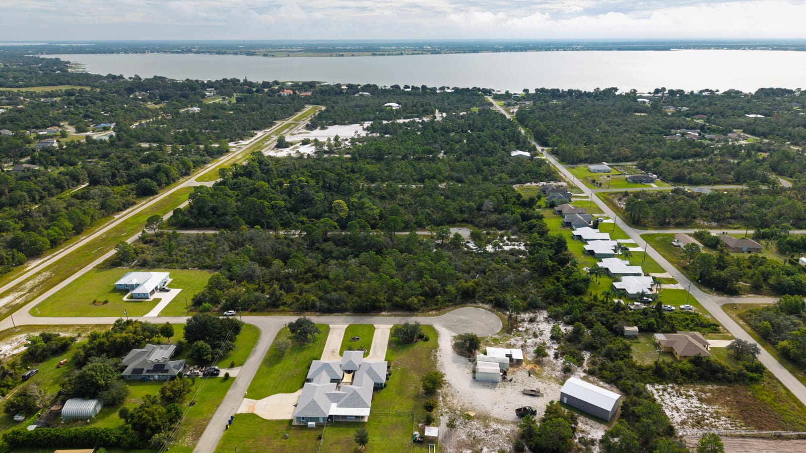 224 Fiji Way NE, Lake Placid, FL 33852 photo 11