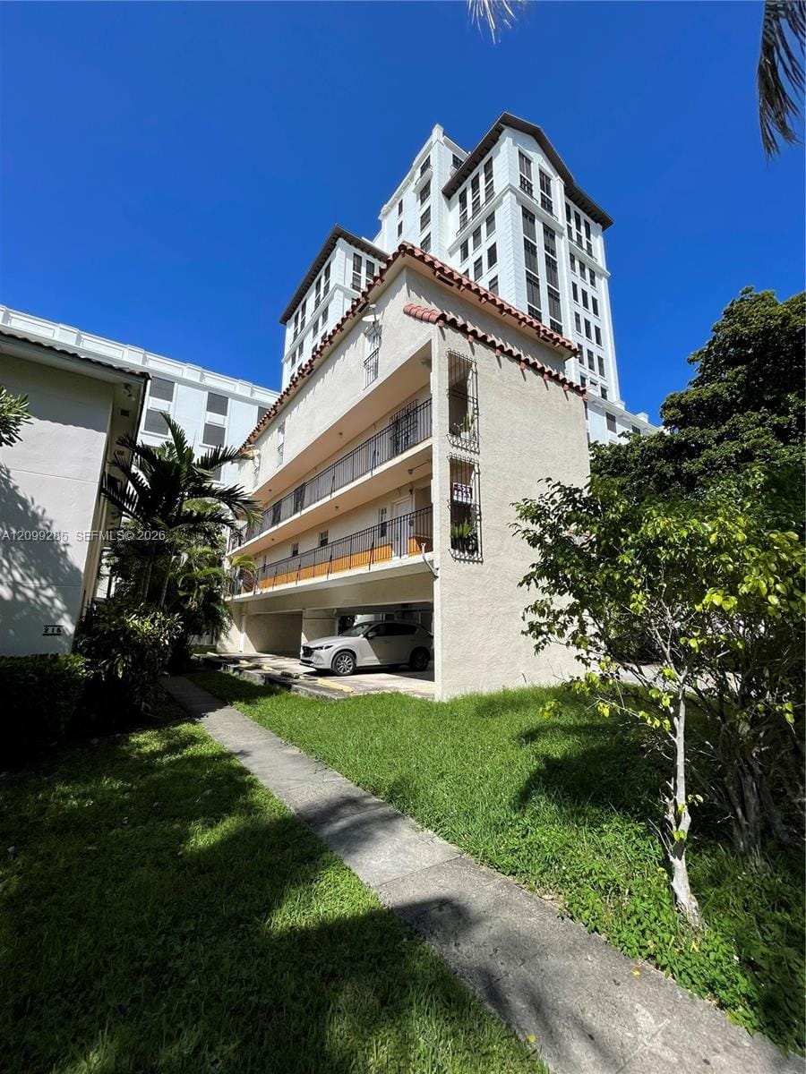 1 bedroom home for sale at 211 Sidonia, Coral Gables, FL 33134 — $1,550