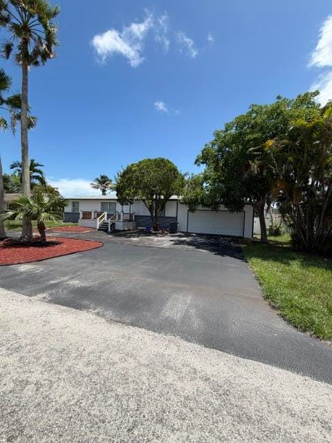 3040 Tropical Trail — photo 3