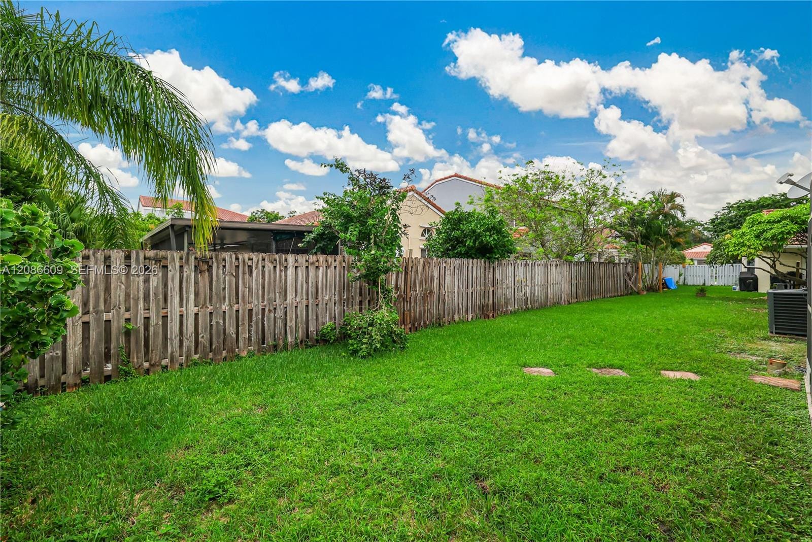 1290 Seagrape Circle, Weston, FL 33326 photo 17