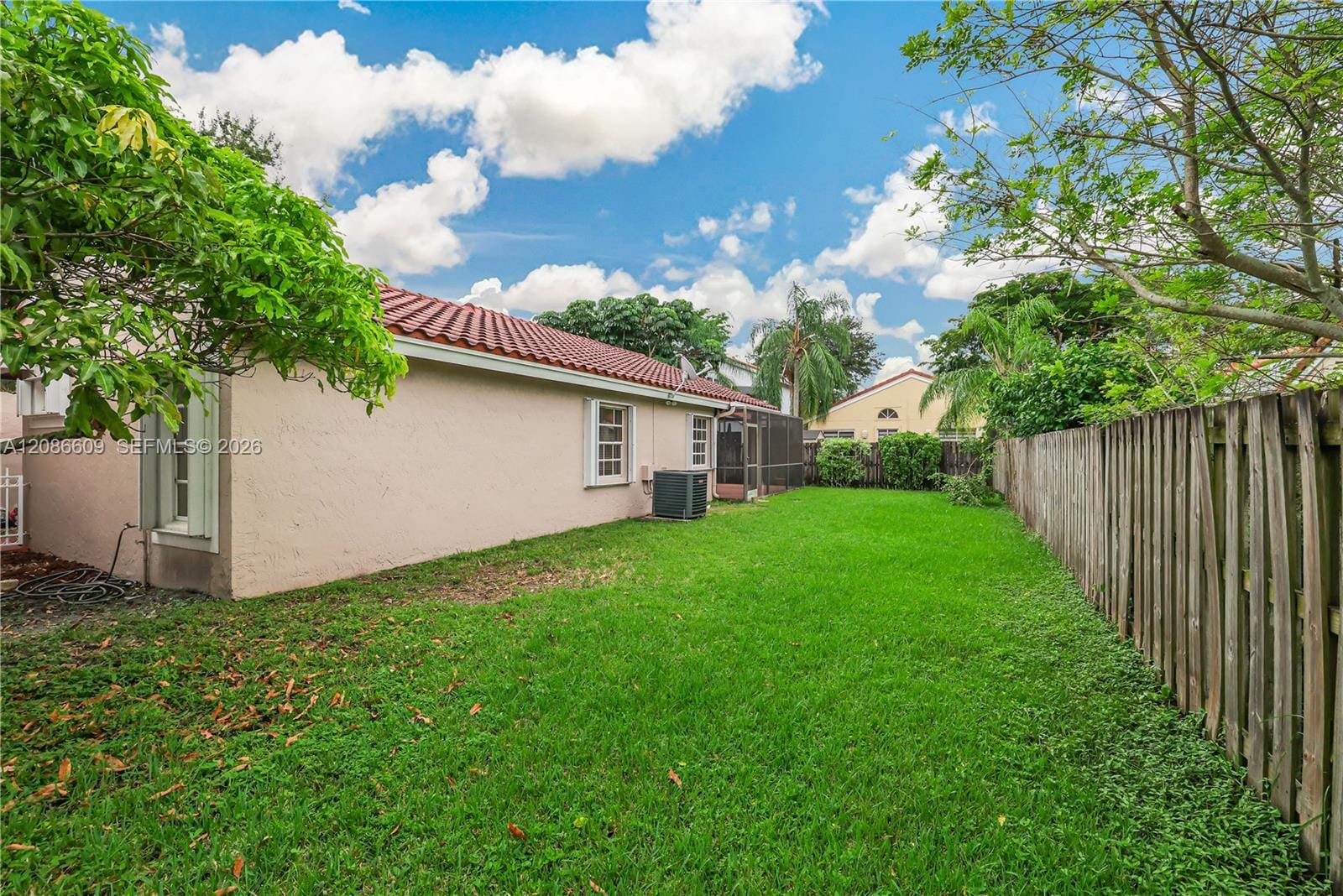 1290 Seagrape Circle, Weston, FL 33326 photo 20
