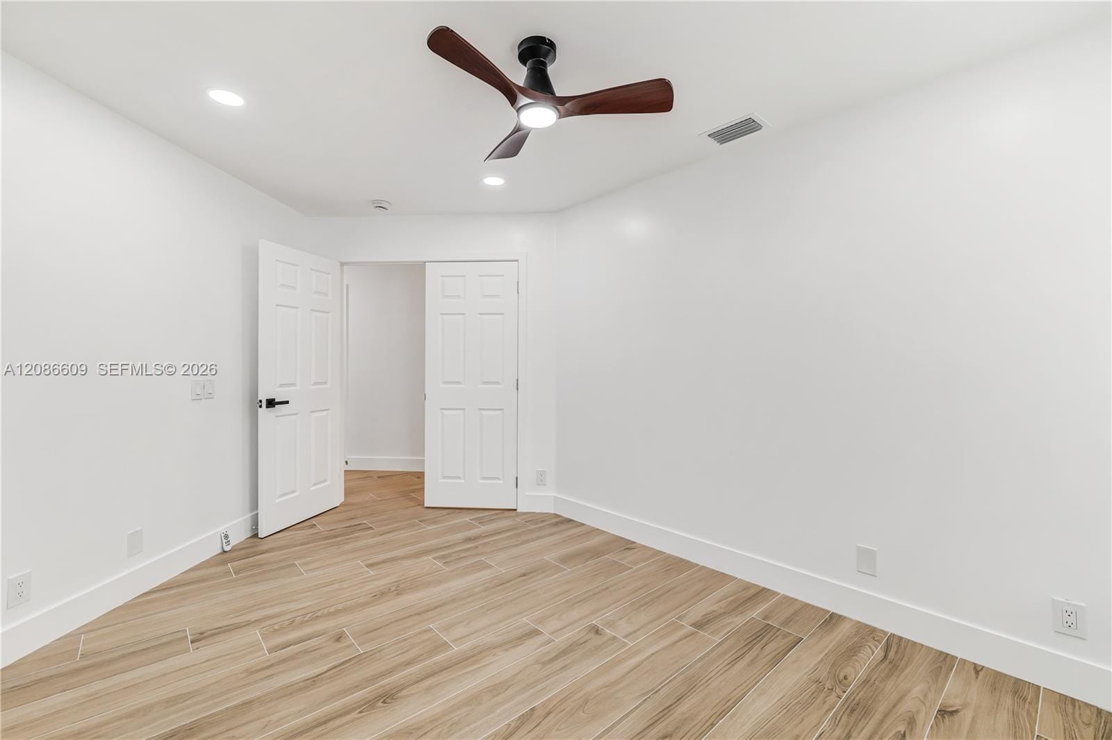 1290 Seagrape Circle, Weston, FL 33326 photo 30