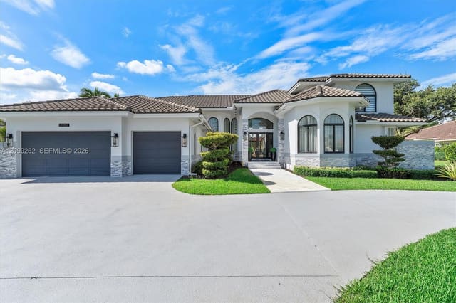12060 NW 10th Street, Plantation, FL 33323