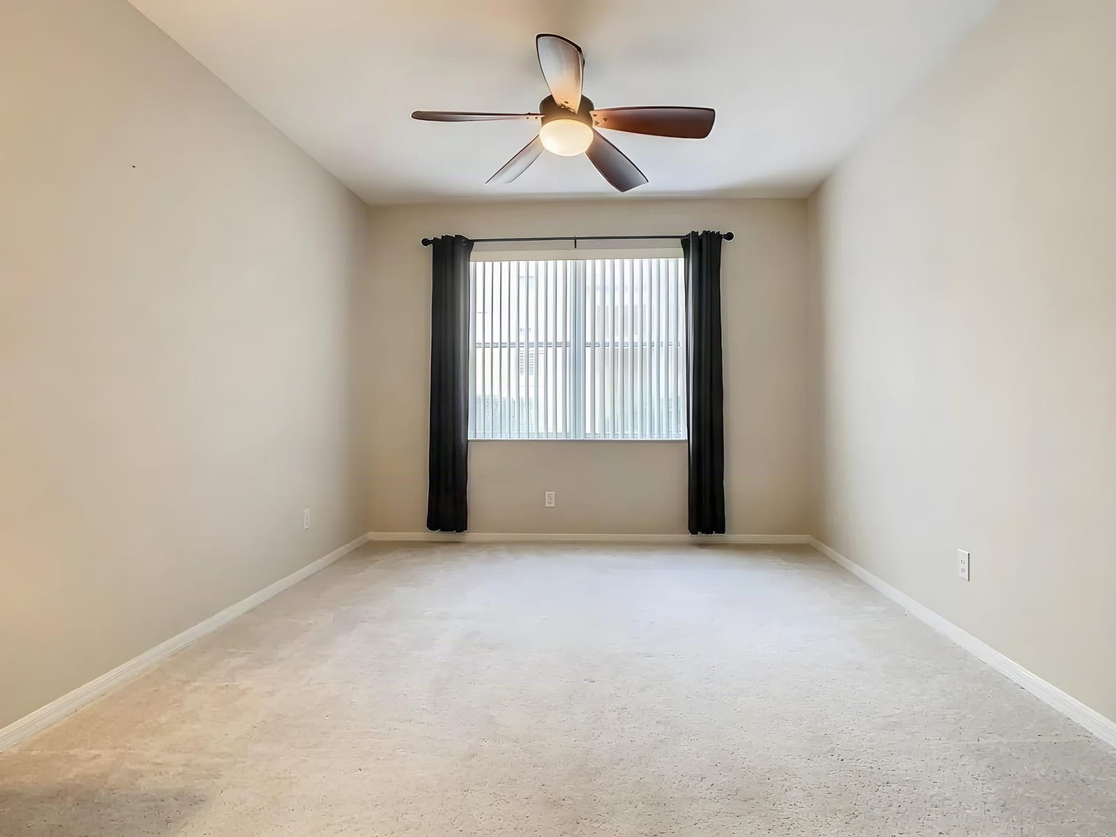 304 CALABAY PARC Boulevard, Davenport, FL 33897 photo 28