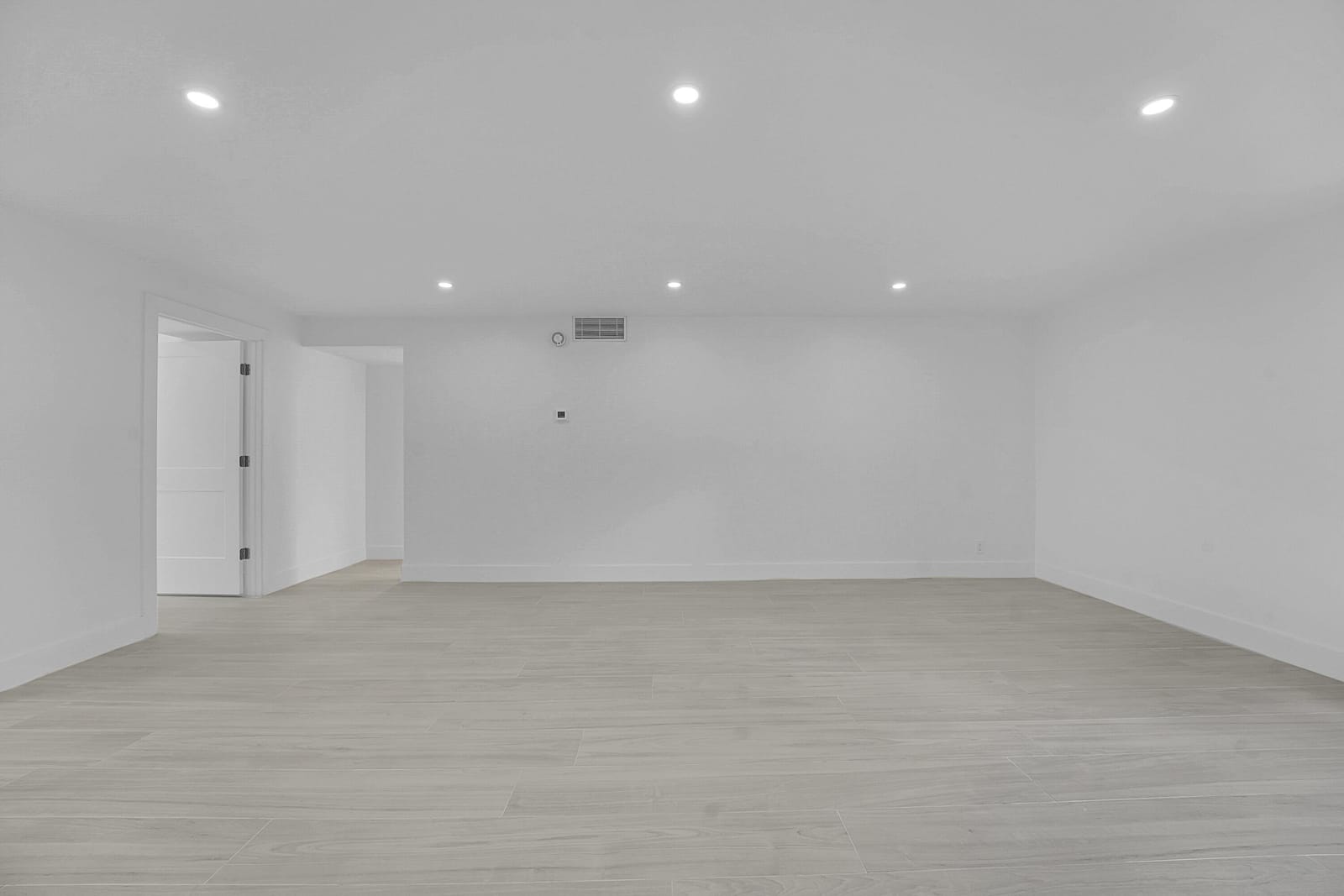 3373 LUCERNE PARK Drive — photo 7
