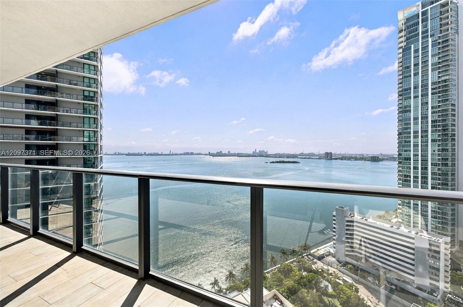 650 NE 32nd Street 2406, Miami, FL 33137