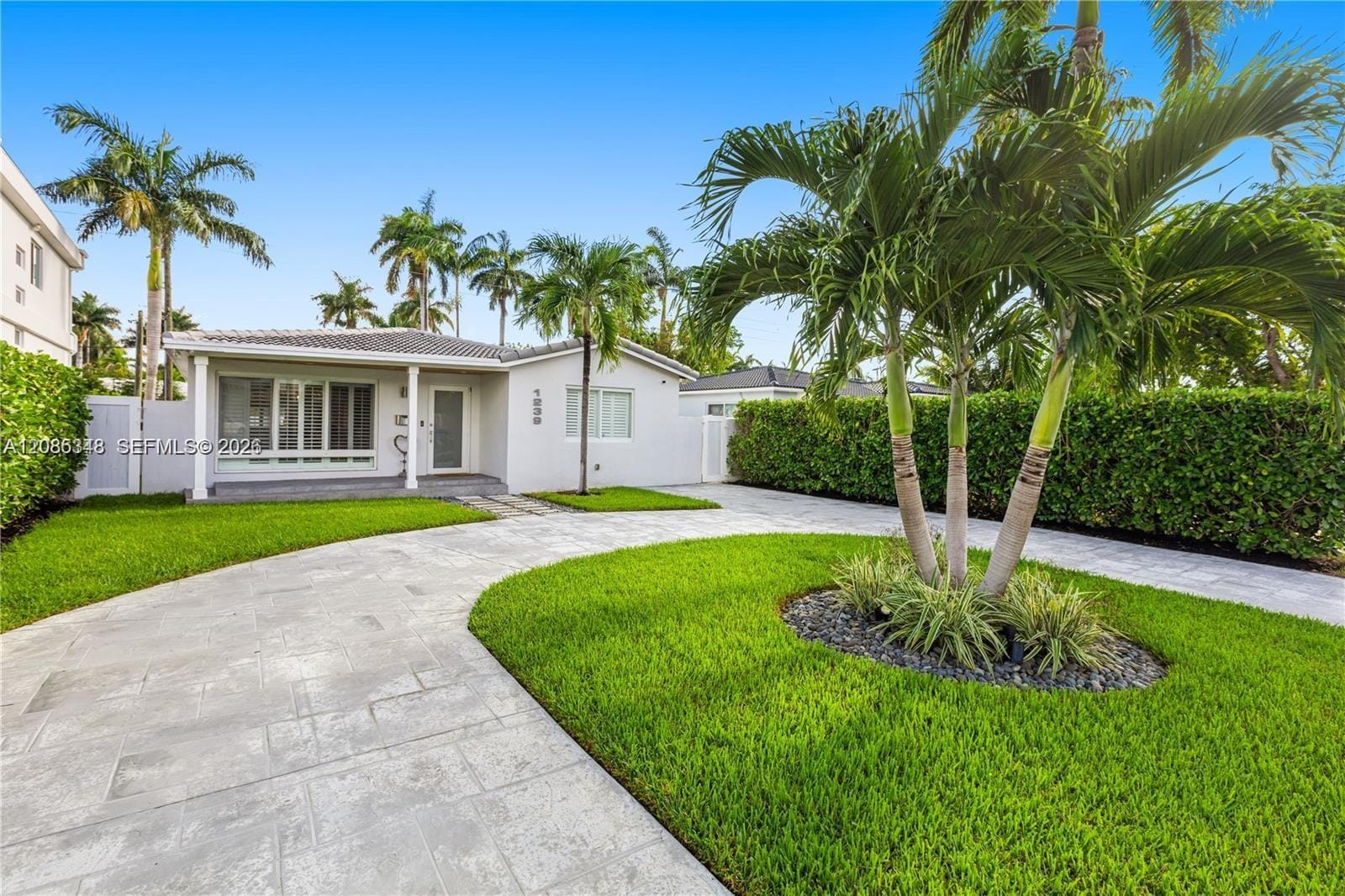 1239 Washington Street, Hollywood, FL 33019