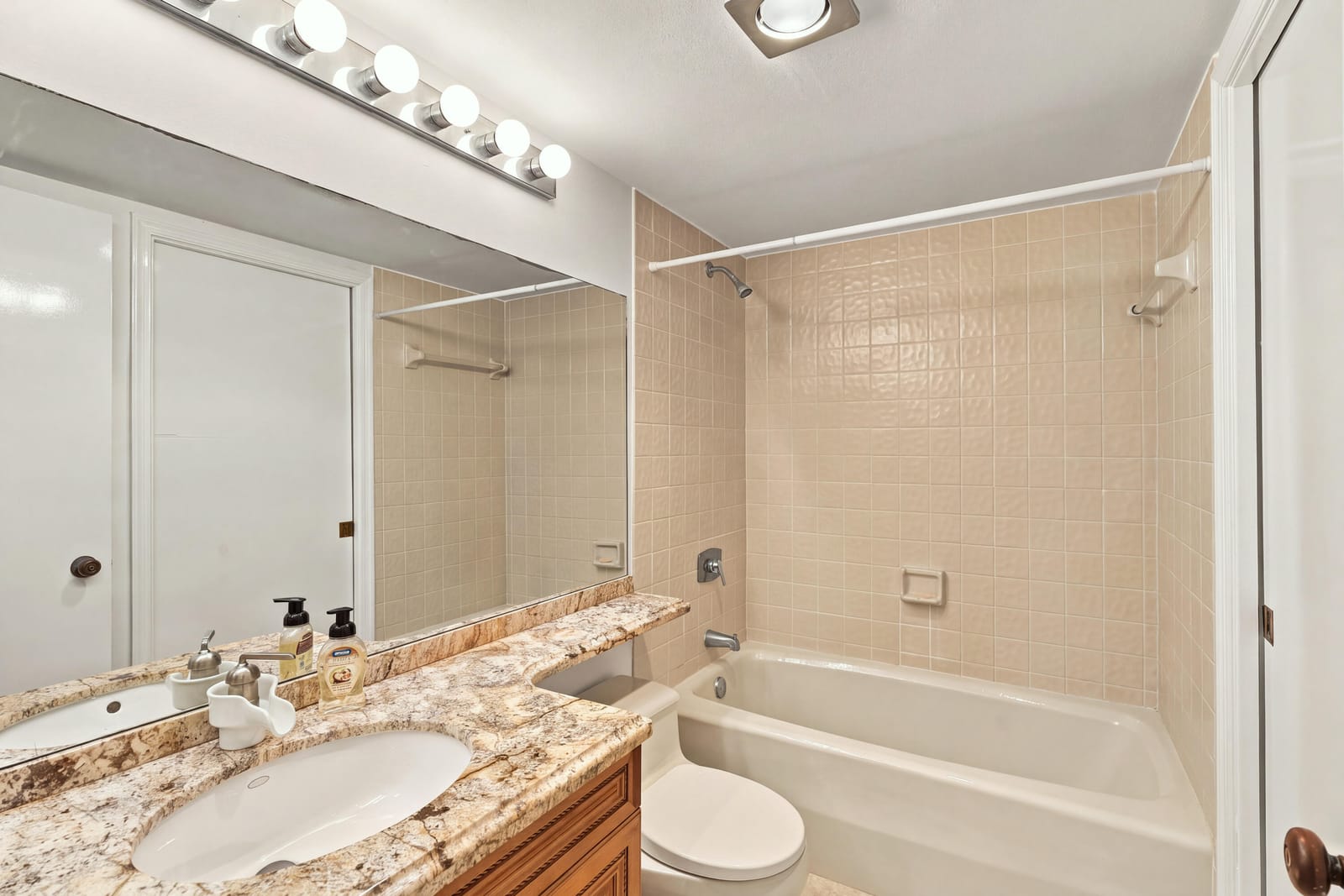 3560 S OCEAN Boulevard 506, South Palm Beach, FL 33480 photo 7