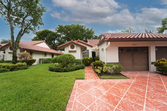 6408 Kings Gate Circle, Delray Beach, FL 33484
