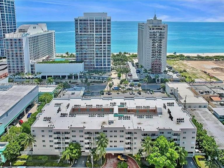 6801 Harding Avenue 412, Miami Beach, FL 33141 photo 23