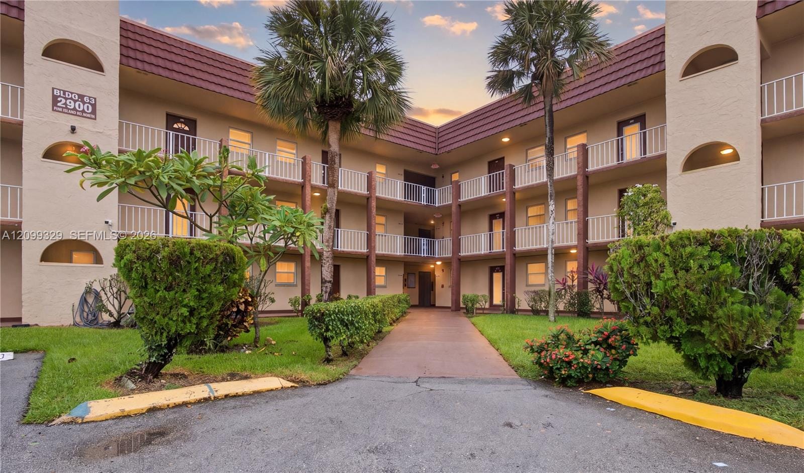 2900 N Pine Island Road 209, Sunrise, FL 33322