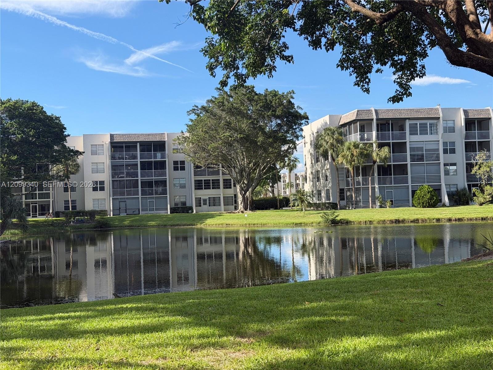 9235 Lagoon Place 116, Davie, FL 33324 photo 2