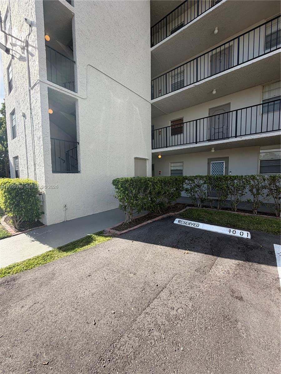 9235 Lagoon Place 116, Davie, FL 33324 photo 3