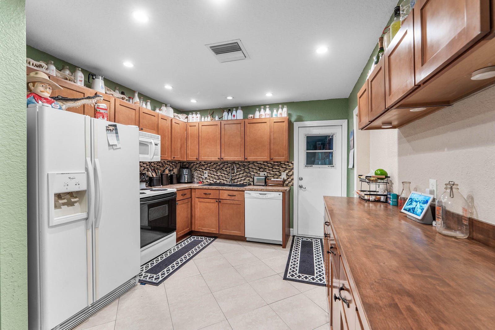 7416 Cocoanut Drive — photo 9