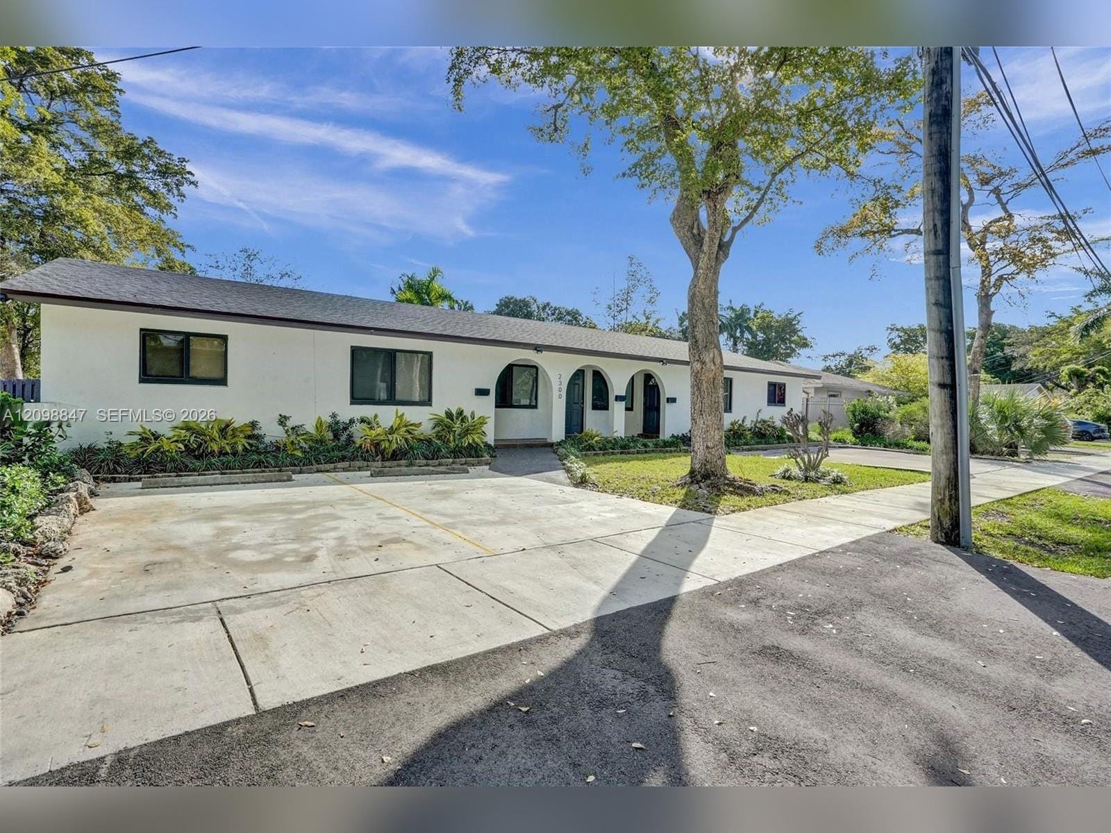 2300 SW 18th Terrace, Fort Lauderdale, FL 33315 photo 3