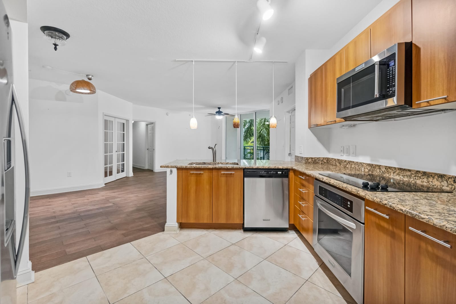 510 NW 84th Avenue 428 — photo 8