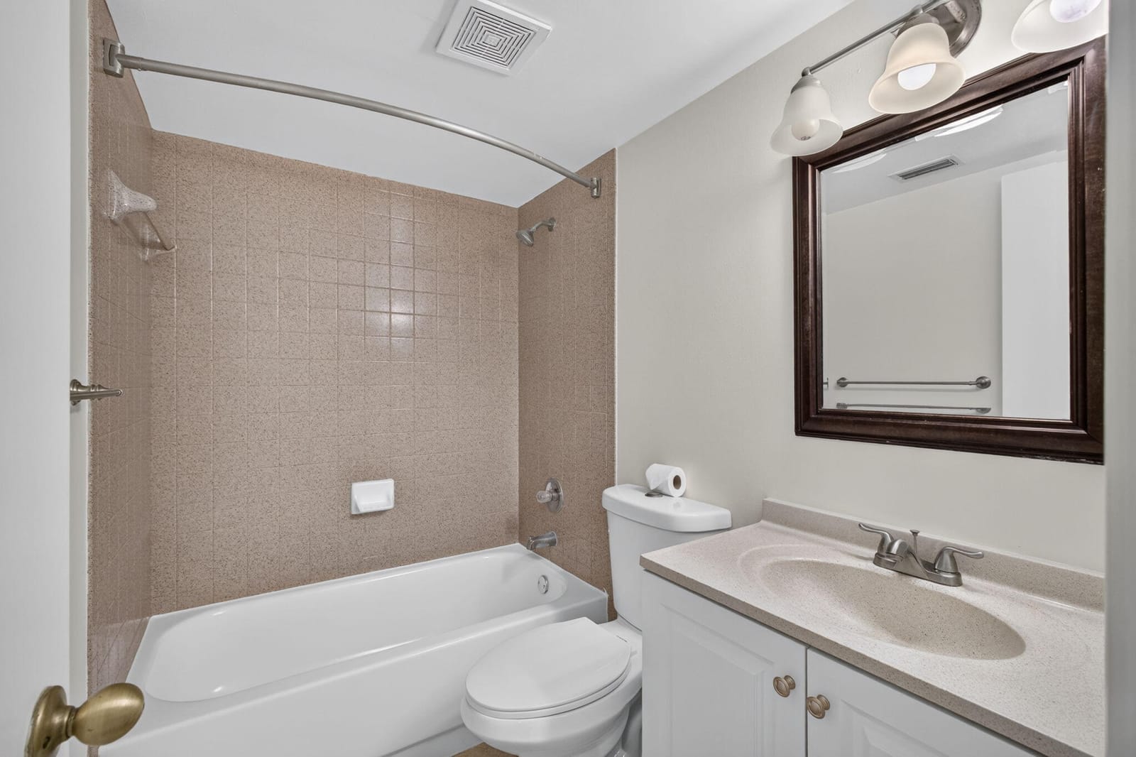 1120 Lake Shore Drive Unit 204, Lake Park, FL 33403 photo 8