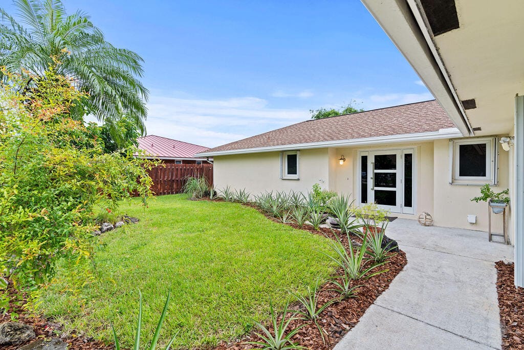 6866 PAUL MAR Drive, Lake Worth, FL 33462 photo 14