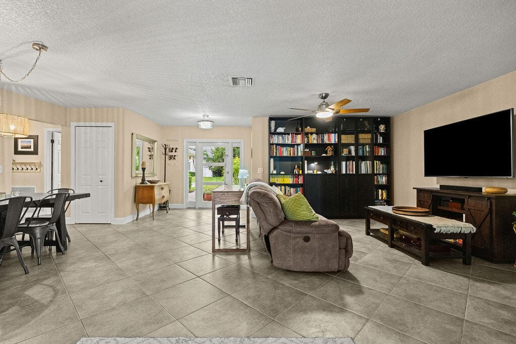 6866 PAUL MAR Drive, Lake Worth, FL 33462 photo 18