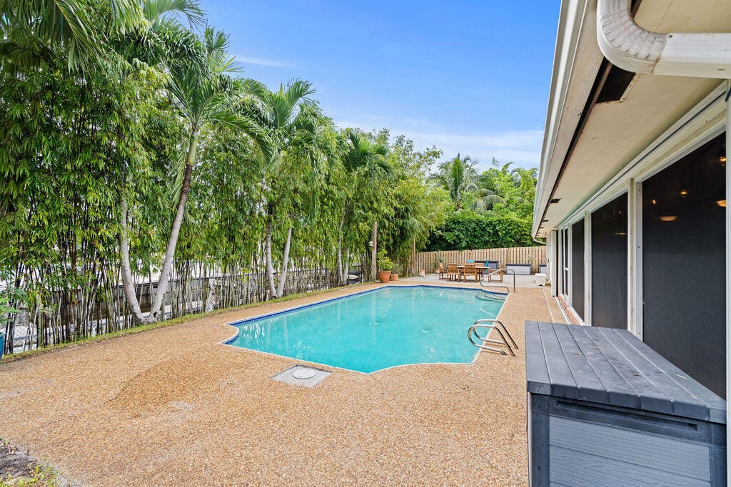 6866 PAUL MAR Drive — photo 10