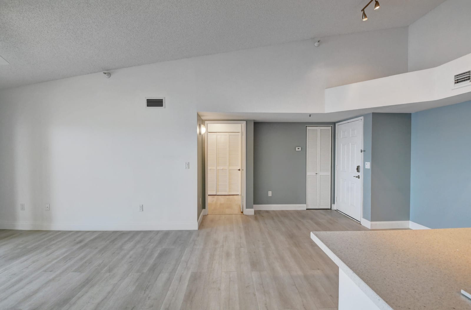 180 Yacht Club Way 308, Hypoluxo, FL 33462 photo 27